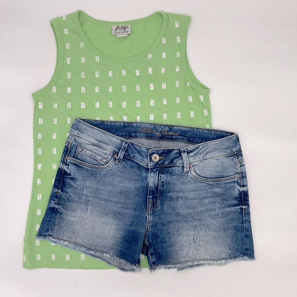Bundle:  Mavi Denim Shorts + Wild Palms Top